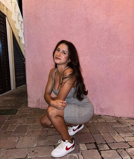 Mikaelachavezt model pornographic archive