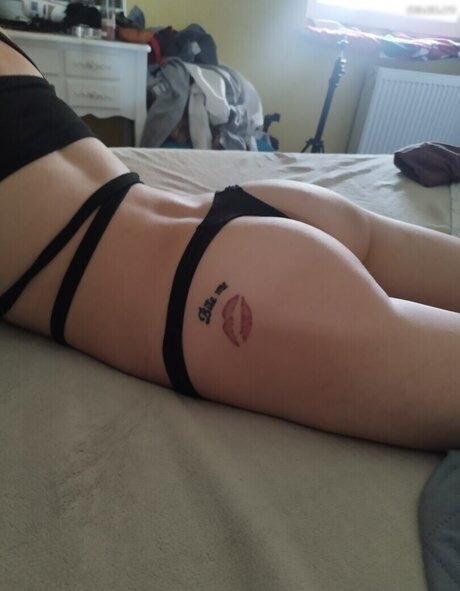 Chrissychriss star naked gallery