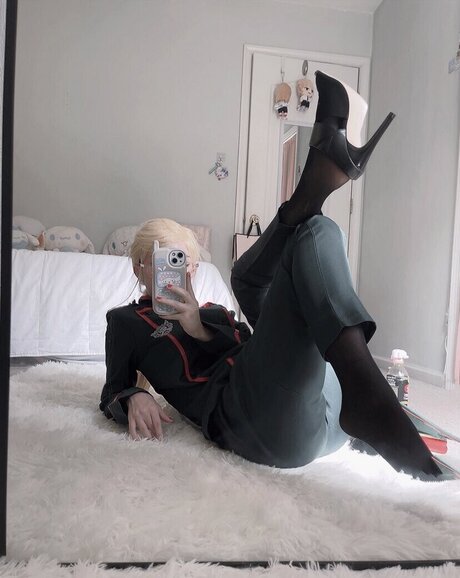 komocos nude star pics