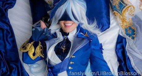 LilBrokenBlossom pornstar sexy img