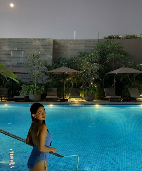 Anushka Sen pretty pornstar image