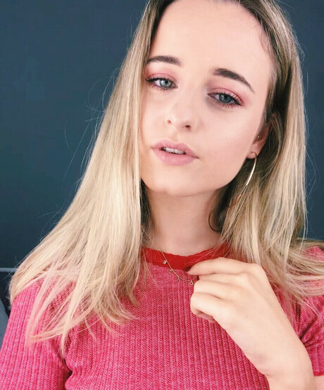 Camille LV pornstar nudes pic