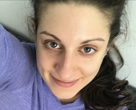 Victoria Liro art actress image