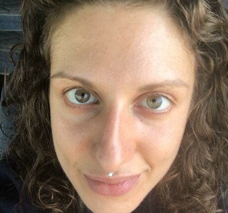 Victoria Liro model naked pic