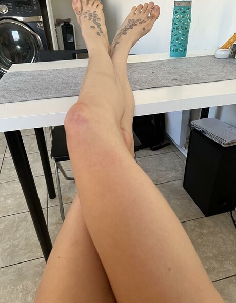 Victoria Liro erotic actress photo