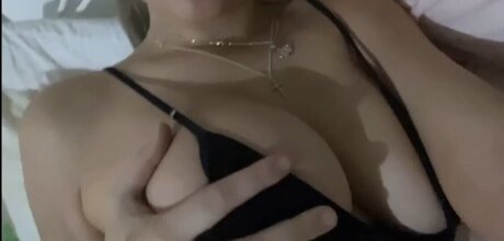 Jxzmine11 pornographic actress image