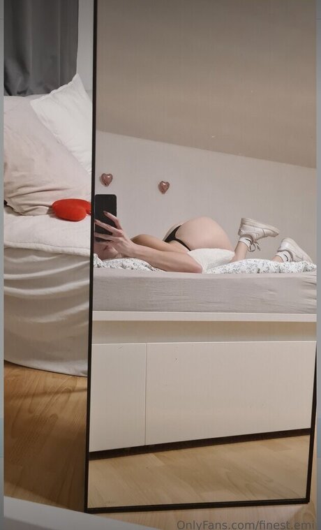 finest emi hd actress galleries