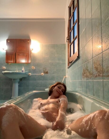 Karrrlie nudes model photos