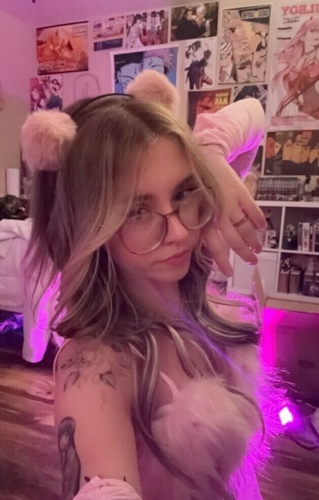 faeriies model nudes pic