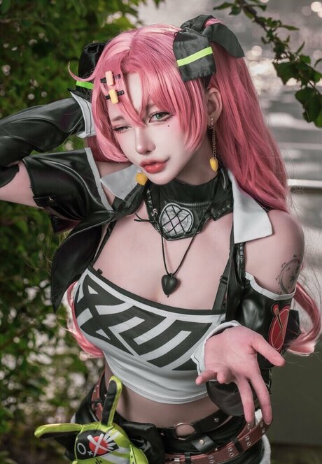 riri thisway beautiful model pic