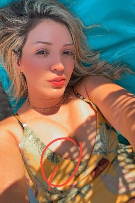 Fidan Atalay exclusive actress photo