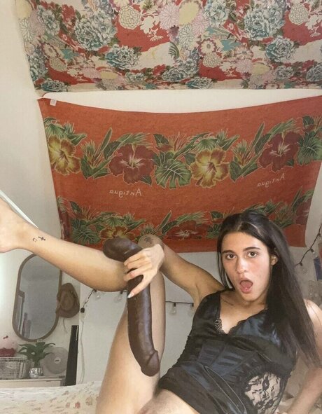 Raegan Owens pretty model img