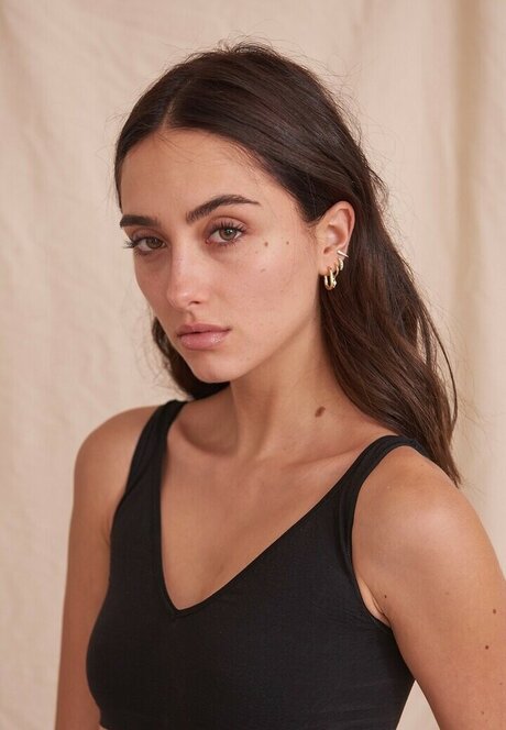 Elsa Couturier hd star pic