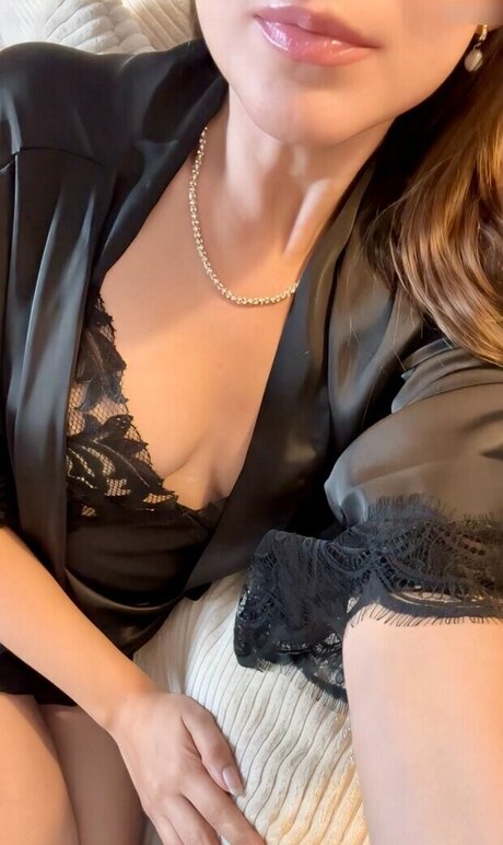 Heidi Bauer sex actress pic