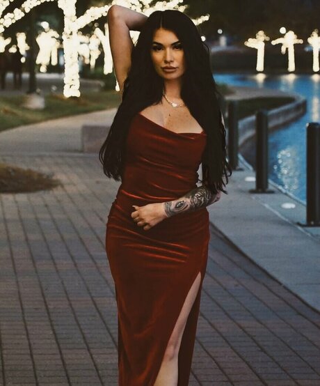 Htx ravenn nude actress archive