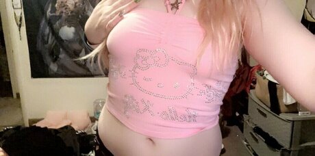 dishonestgirl model adult archive