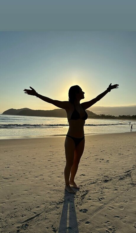 Marina Person hot star gallery