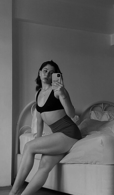 Hilal Fener sex pornstar gallery