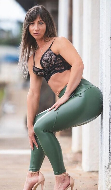 Susann1131 star nice picture