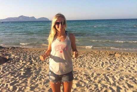 Kathrin Hendrich hot model img