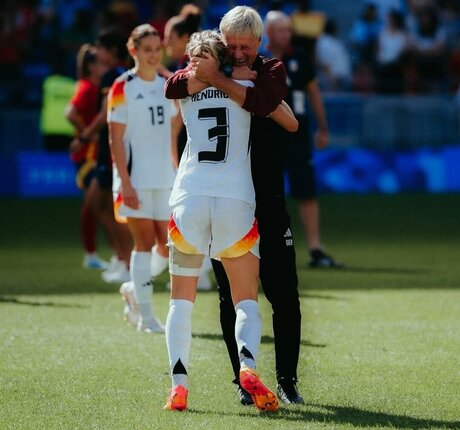 Kathrin Hendrich model perfect photo