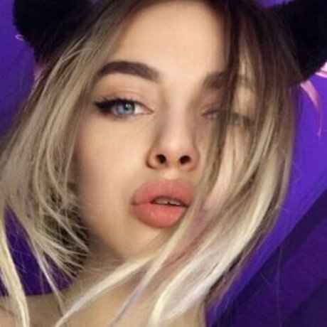 mommy of dragons sexy star photos