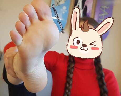 Emma Elba exclusive model images