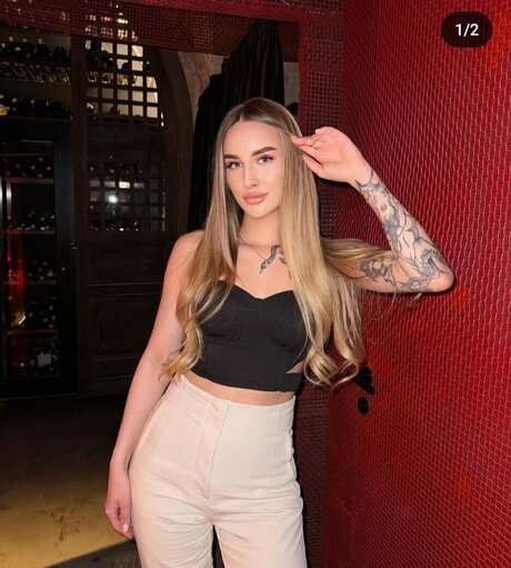 snakemary star images