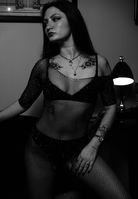 Lauraa rsi model sex photo