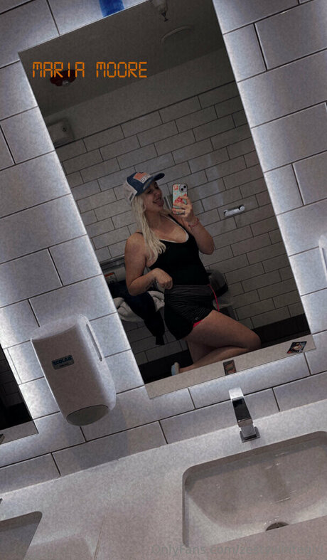 Zestywhitegirl Maria Moore hd star photo