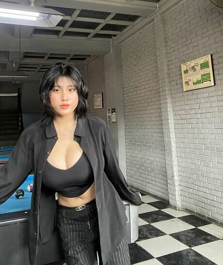 ejahazel nude actress picture