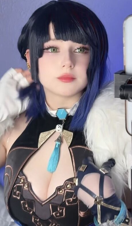 Mina min xxx model pic