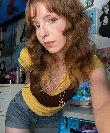 Spideryyem top model img