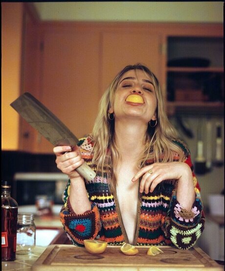 Roan Curtis pretty star pictures