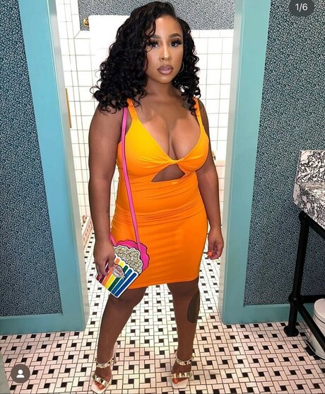 Famous Kiki 1 model hd pic