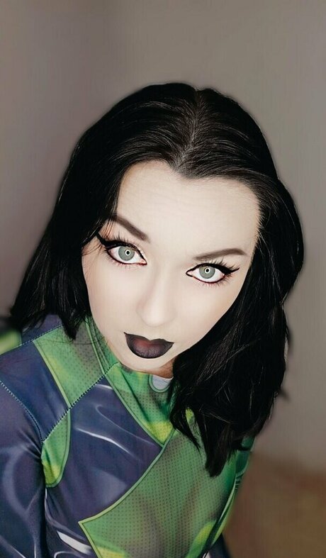 Youcancallme 0ly model top picture