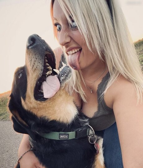 Alinas Landleben sex model photo