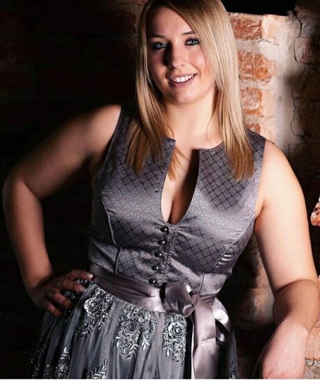 Alinas Landleben hd pornstar pictures