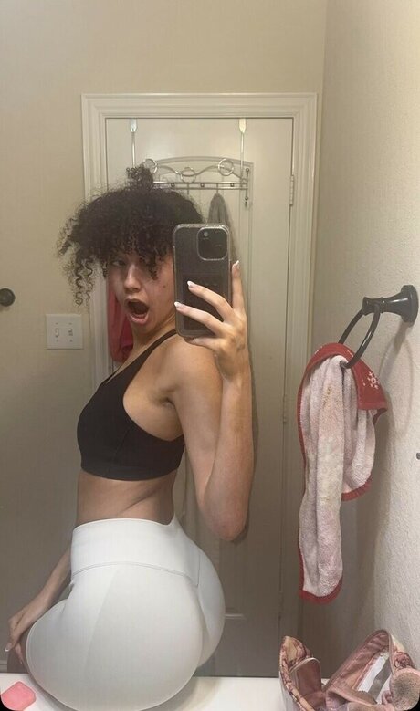 Megan Botnick star erotic photo