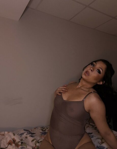 Lindsay Bertoa xxx model img