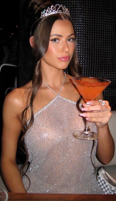 Morgan Hampton model erotic images