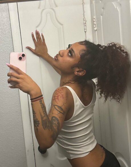 jellyfishlegend free pornstar pics