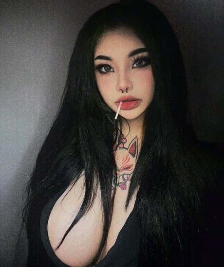 Sobaroll naked actress images