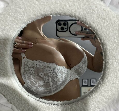 Lucia Smieskova hd star photos