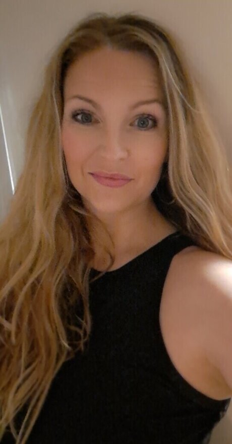 helouise1111 pornstar perfect picture