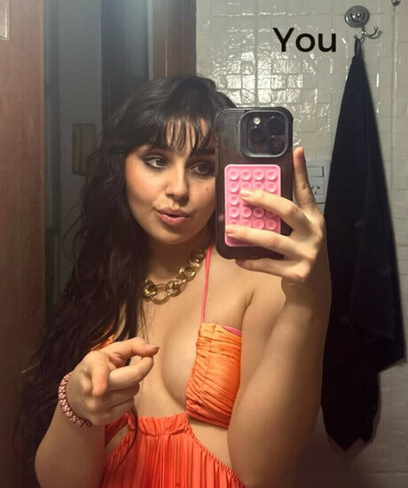 Alessandra Mele nice actress photos