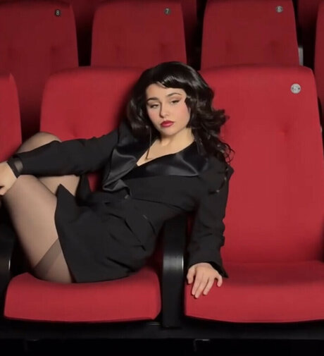 Alessandra Mele hot star image