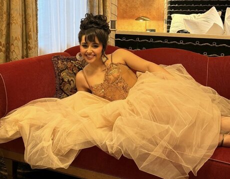 Alessandra Mele star nice img