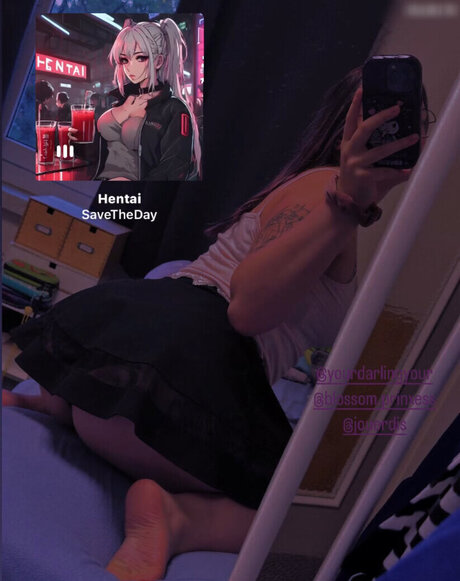 Kiwiimoon pornstar top picture