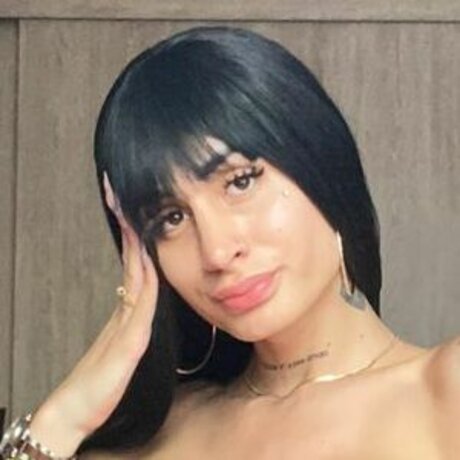 Mistress Sophia Neira model sex img